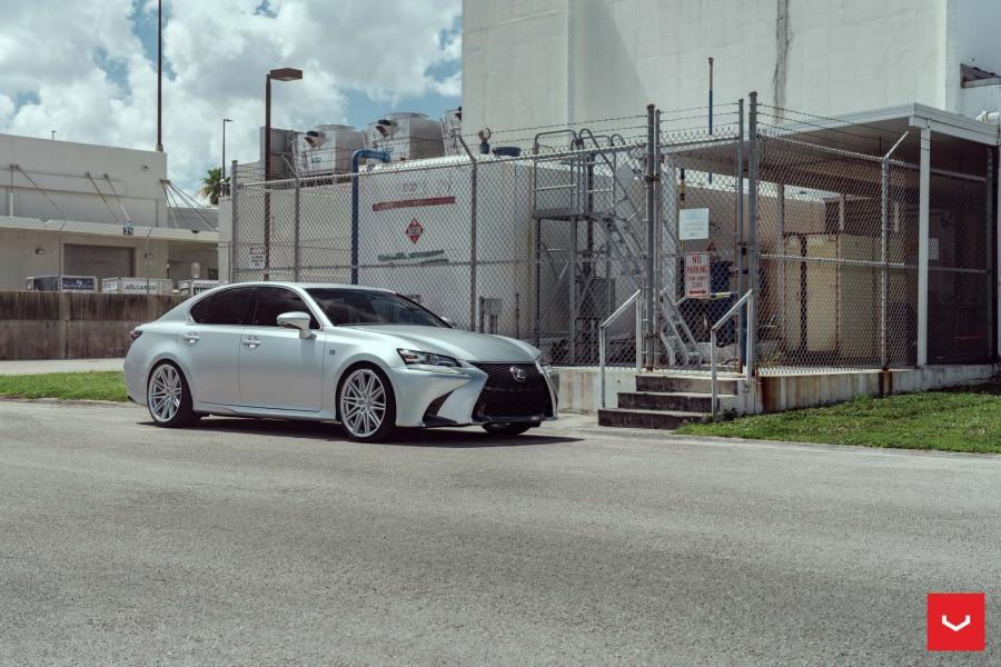  Lexus GS350 F-Sport on Vossen Wheels (CV10) 2019 года  (фото 1 из 16)